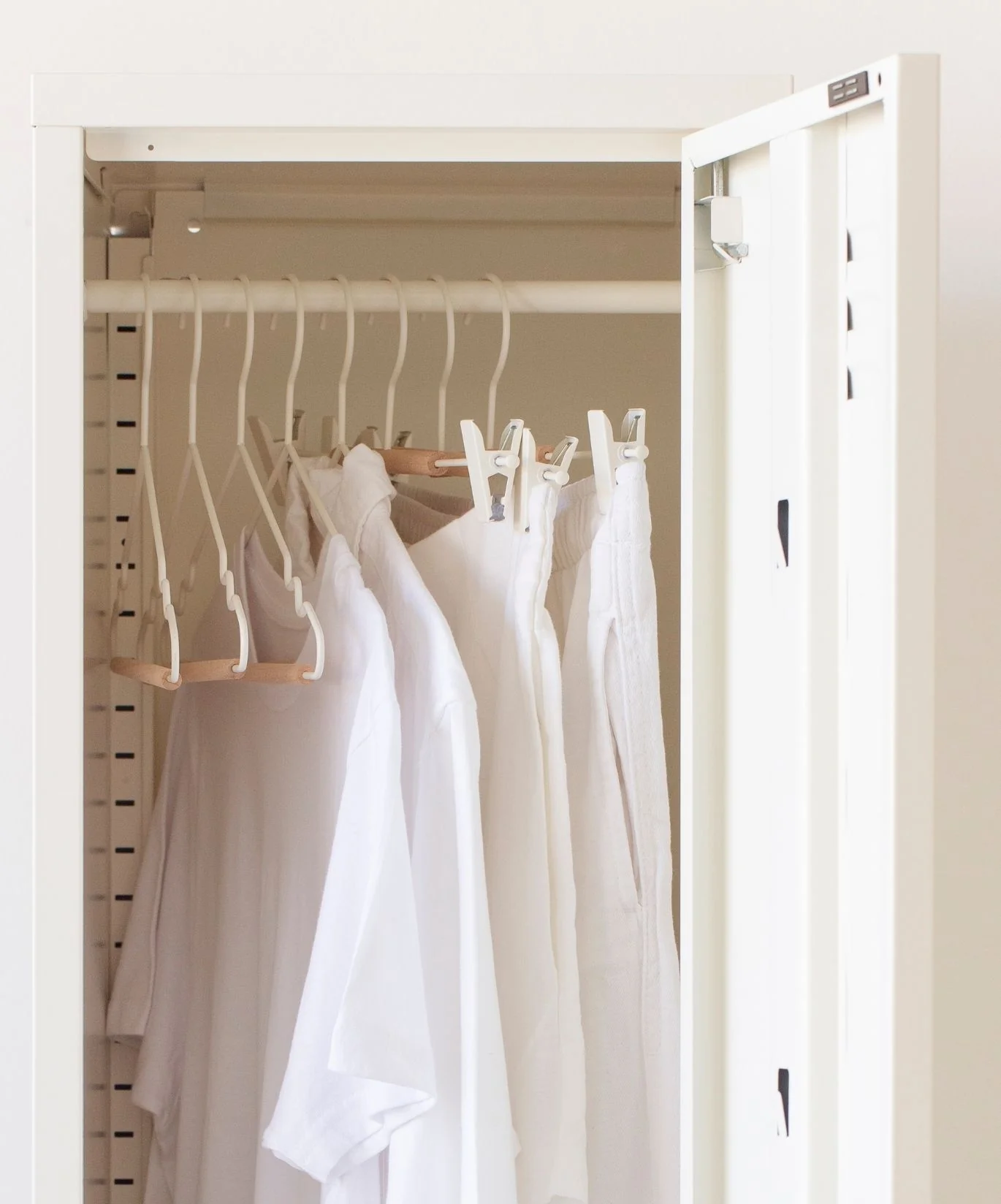 Adult Clip Hangers in Chalk - Image 3